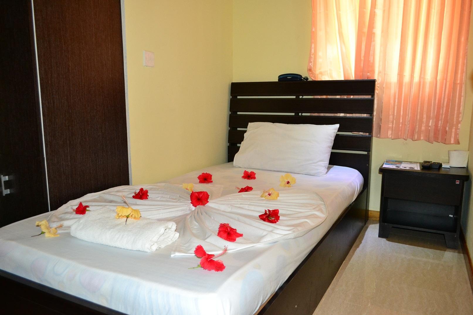 Hotel UI Inn Malé Esterno foto