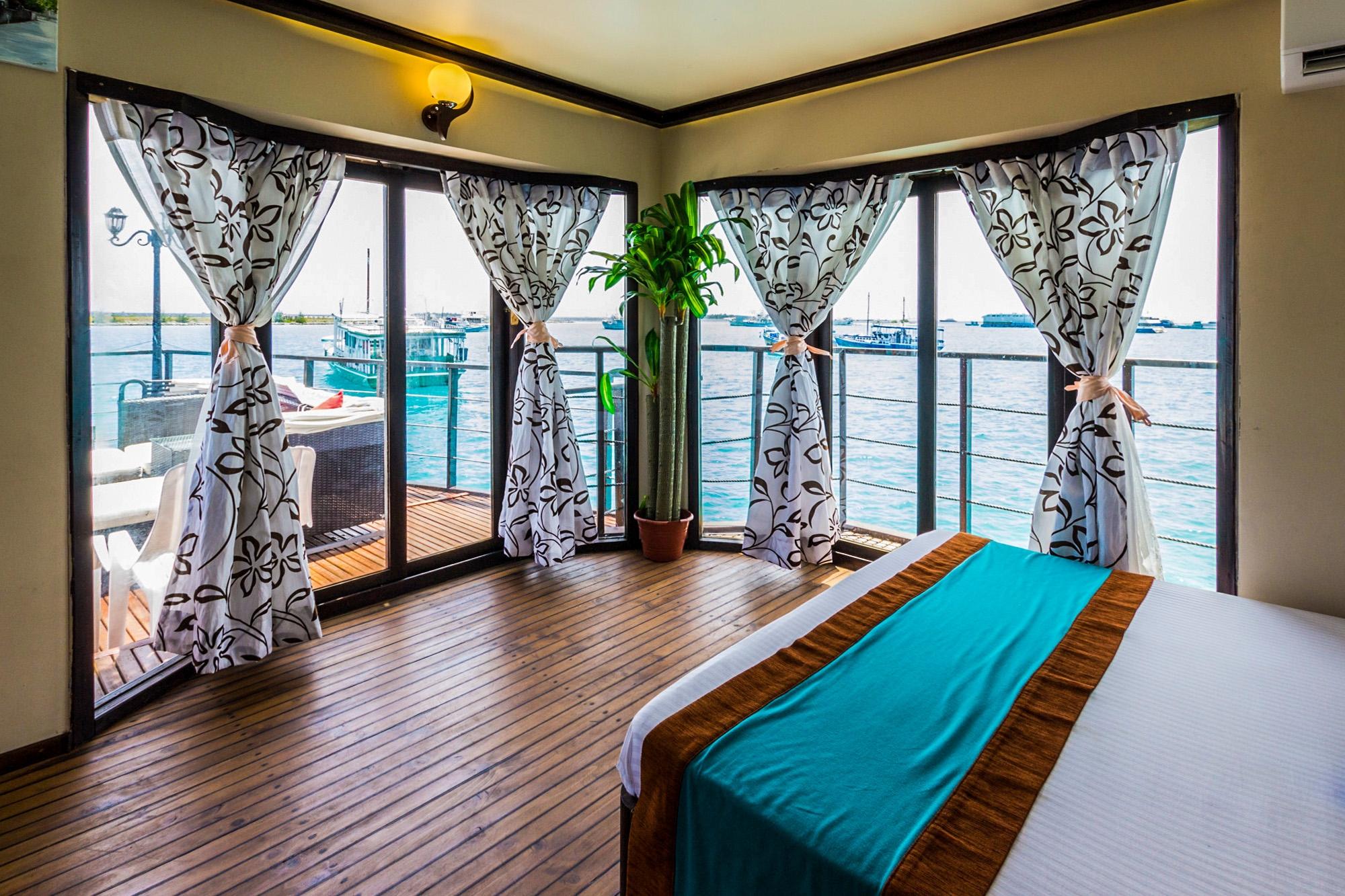 Hotel UI Inn Malé Esterno foto