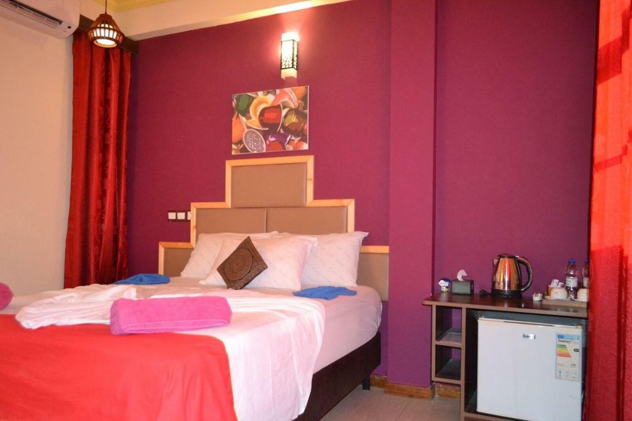 Hotel UI Inn Malé Esterno foto